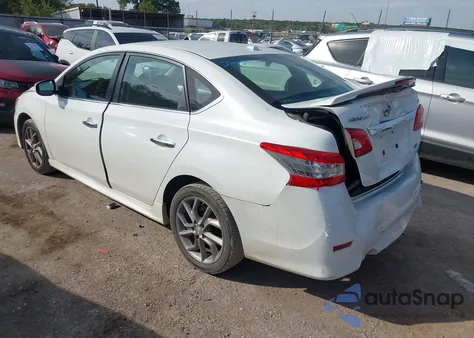 2014 Nissan Sentra Sr z USA, uszkodzony, nr VIN 3N1AB7AP8EY272251